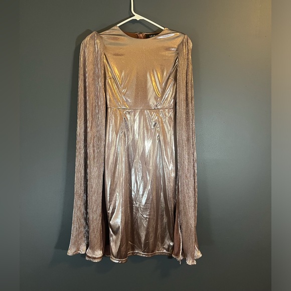 Akira Rose Gold Metallic Bell Sleeve wiggle dress Size Small - Picture 3 of 7